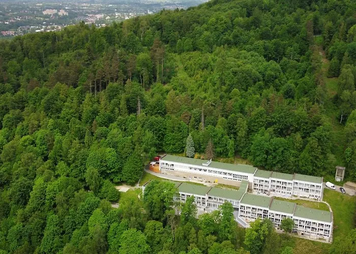 Barbara Ustron, Sun & Snow *